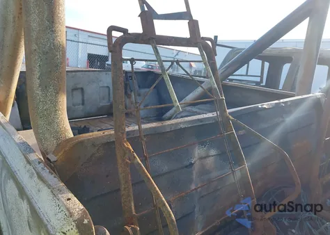 1984 Jeep Scrambler из США, поврежденный, VIN 1JCUM88EXT0388523